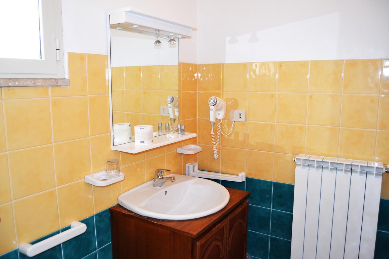 Tenuta Gran Paradiso Hotel Palombara Sabina Екстериор снимка